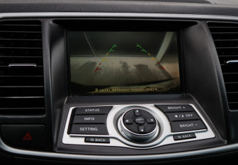 Подержанный автомобиль Nissan Teana 2011 года (8 фото)