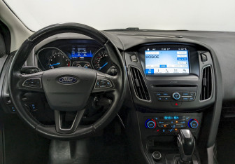 Подержанный автомобиль Ford Focus Hatchback 2019 года (21 фото)