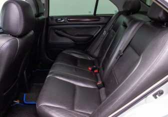 Подержанный автомобиль Honda Accord Sedan 2000 года (11 фото)