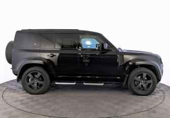 Подержанный автомобиль Land Rover Defender Suv 2021 года (4 фото)