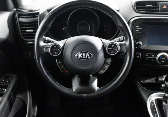 Подержанный автомобиль Kia Soul 2018 года (11 фото)