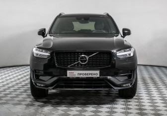 Подержанный автомобиль Volvo XC90 2021 года (2 фото)