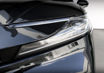 Подержанный автомобиль Toyota Camry Sedan 2024 года (17 фото)