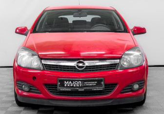 Подержанный автомобиль Opel Astra Hatchback 2007 года (2 фото)