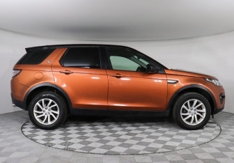 Подержанный автомобиль Land Rover Discovery Sport 2018 года (4 фото)