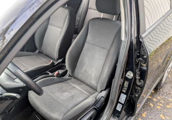 Подержанный автомобиль Kia Rio Hatchback 2021 года (20 фото)