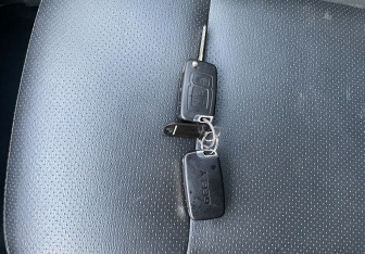 Подержанный автомобиль Geely Emgrand X7 2015 года (12 фото)