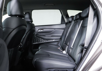 Подержанный автомобиль Hyundai Santa Fe 2019 года (21 фото)