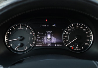 Подержанный автомобиль Nissan Patrol 2022 года (35 фото)