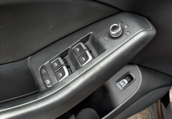 Подержанный автомобиль Audi Q5 2015 года (27 фото)