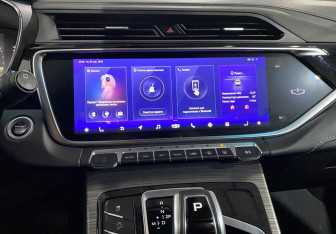 Подержанный автомобиль Geely Atlas Pro 2022 года (13 фото)