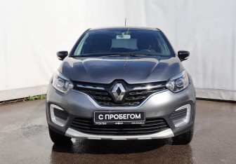 Подержанный автомобиль Renault Kaptur 2020 года (2 фото)