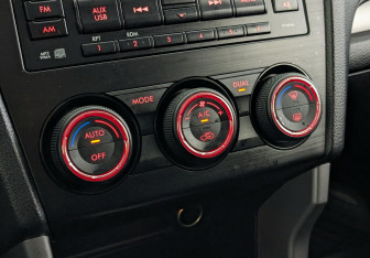 Подержанный автомобиль Subaru Forester Suv 2014 года (26 фото)