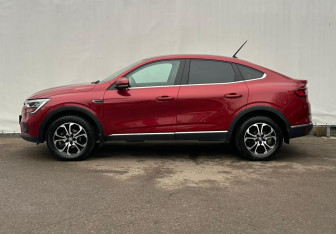 Подержанный автомобиль Renault Arkana 2019 года (8 фото)