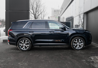 Подержанный автомобиль Hyundai Palisade 2022 года (4 фото)