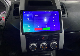 Подержанный автомобиль Nissan X-Trail 2013 года (13 фото)