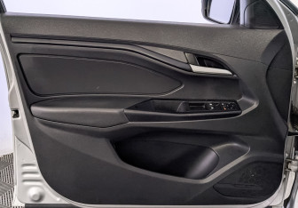 Подержанный автомобиль LADA (ВАЗ) Vesta Sedan 2018 года (19 фото)