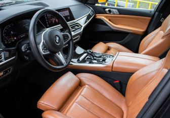 Подержанный автомобиль BMW X7 2019 года (14 фото)