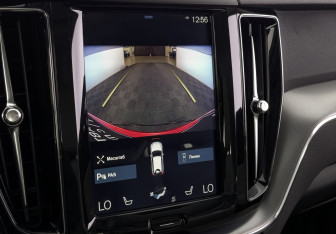 Подержанный автомобиль Volvo XC60 2019 года (27 фото)