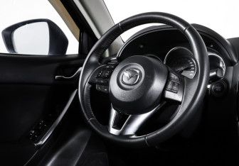 Подержанный автомобиль Mazda CX-5 2012 года (13 фото)