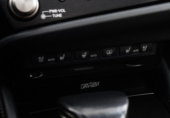 Подержанный автомобиль Lexus ES 2021 года (28 фото)