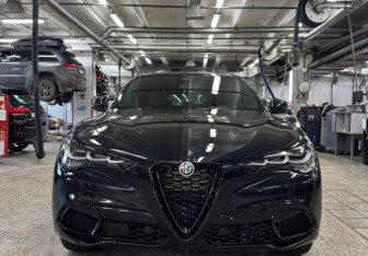Новый Alfa Romeo Stelvio 2025 (7 фото)