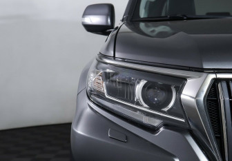Подержанный автомобиль Toyota Land Cruiser Prado 2018 года (7 фото)
