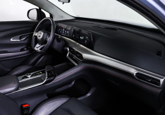 Подержанный автомобиль Changan UNI-T 2023 года (11 фото)