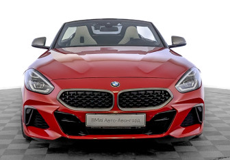 Подержанный автомобиль BMW Z4 Roadster 2021 года (2 фото)