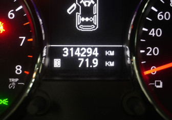 Подержанный автомобиль Nissan Qashqai+2 2011 года (15 фото)