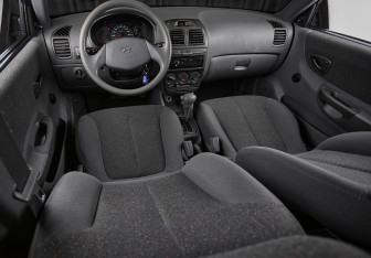 Подержанный автомобиль Hyundai Accent Sedan 2008 года (11 фото)