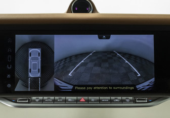 Подержанный автомобиль Voyah Free 2022 года (17 фото)