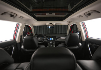 Подержанный автомобиль Geely Atlas Pro 2022 года (19 фото)