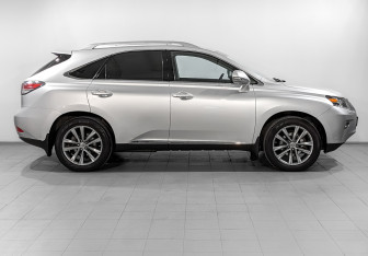 Подержанный автомобиль Lexus RX 2013 года (4 фото)