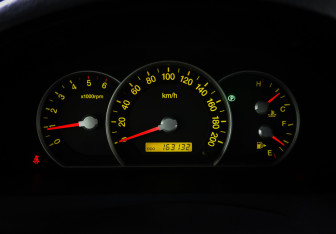 Подержанный автомобиль Kia Sorento 2007 года (16 фото)
