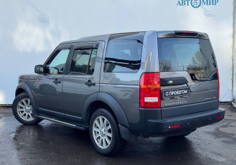 Подержанный автомобиль Land Rover Discovery 2008 года (6 фото)