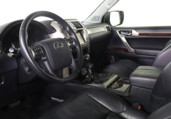 Подержанный автомобиль Lexus GX 2016 года (16 фото)