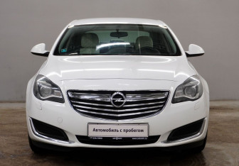 Подержанный автомобиль Opel Insignia Sedan 2014 года (2 фото)