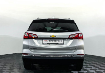 Подержанный автомобиль Chevrolet Equinox 2019 года (6 фото)
