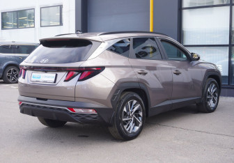 Подержанный автомобиль Hyundai Tucson 2023 года (5 фото)