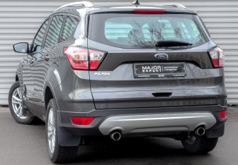 Подержанный автомобиль Ford Kuga 2018 года (7 фото)