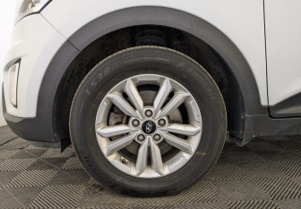 Подержанный автомобиль Hyundai Creta 2017 года (11 фото)