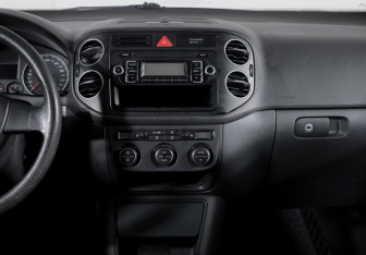 Подержанный автомобиль Volkswagen Golf Plus 2008 года (11 фото)