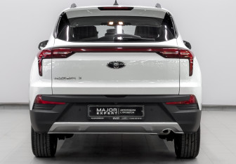 Новый Москвич 3 2022 (6 фото)