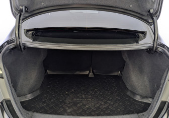 Подержанный автомобиль Nissan Sentra Sedan 2014 года (10 фото)