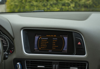 Подержанный автомобиль Audi Q5 2012 года (19 фото)