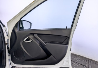 Подержанный автомобиль LADA (ВАЗ) Granta Sedan 2022 года (24 фото)