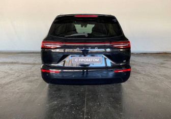 Подержанный автомобиль AITO M7 2023 года (6 фото)