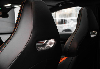 Подержанный автомобиль Changan UNI-V 2023 года (13 фото)