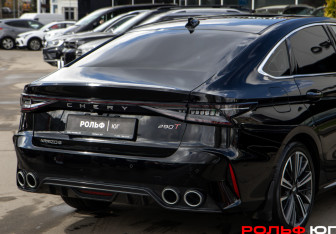 Подержанный автомобиль Chery Arrizo 8 2023 года (24 фото)